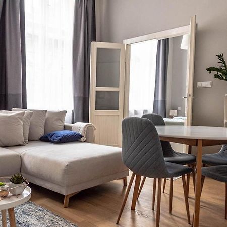 Апартаменты Maria Topfive With Free Private Parking Будапешт Экстерьер фото